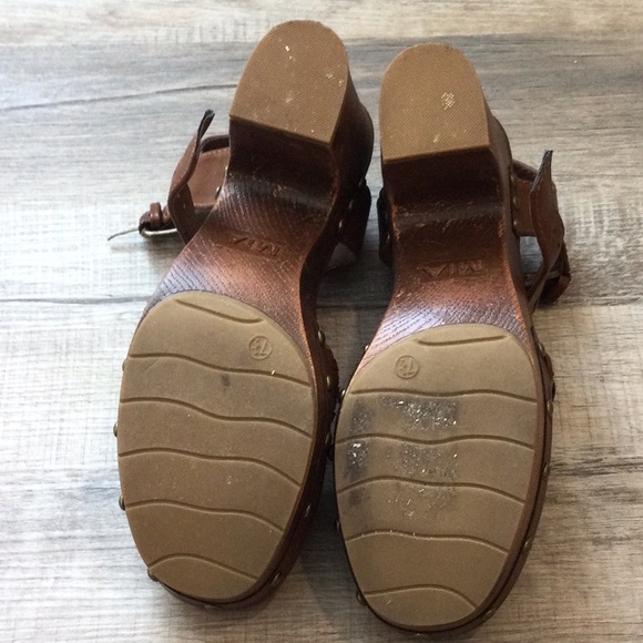 MIA Women's Brown Wood Chunky Platform Clogs Size 7.5 - Picture 9 of 10